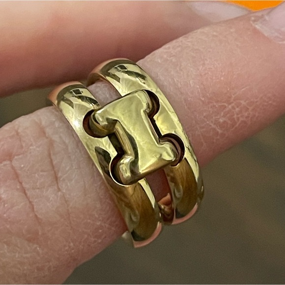 SOLD ❌ HERMES 18K Yellow Gold Olympe Ring - Picture 3 of 10
